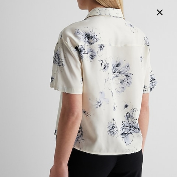 Express Floral Short Sleeve Button Up Boxy Shirt - Picture 5 of 7